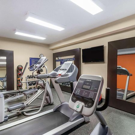 Hampton Inn Heath Esterno foto