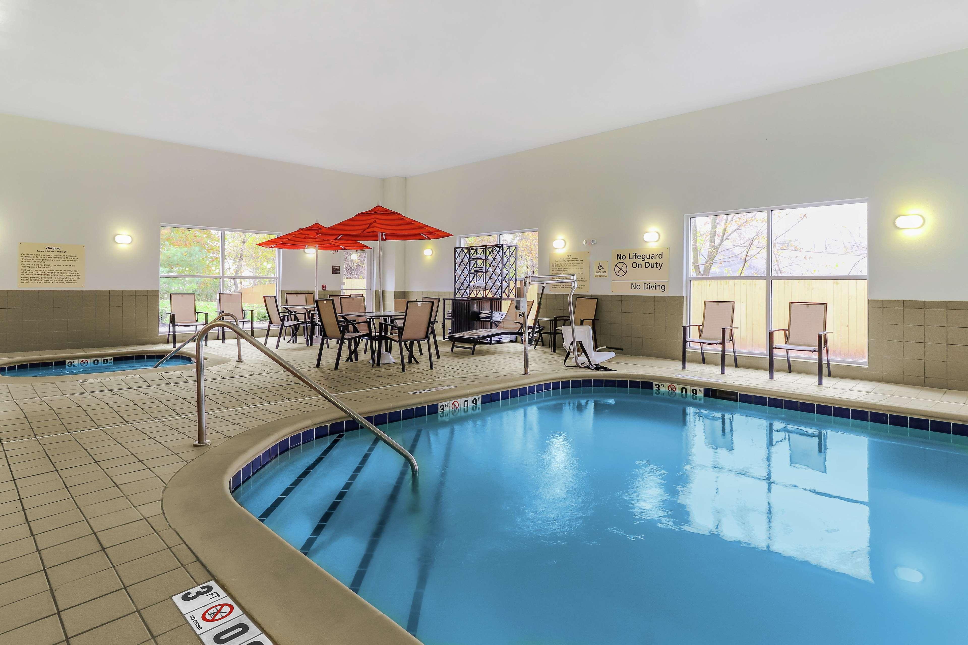 Hampton Inn Heath Esterno foto