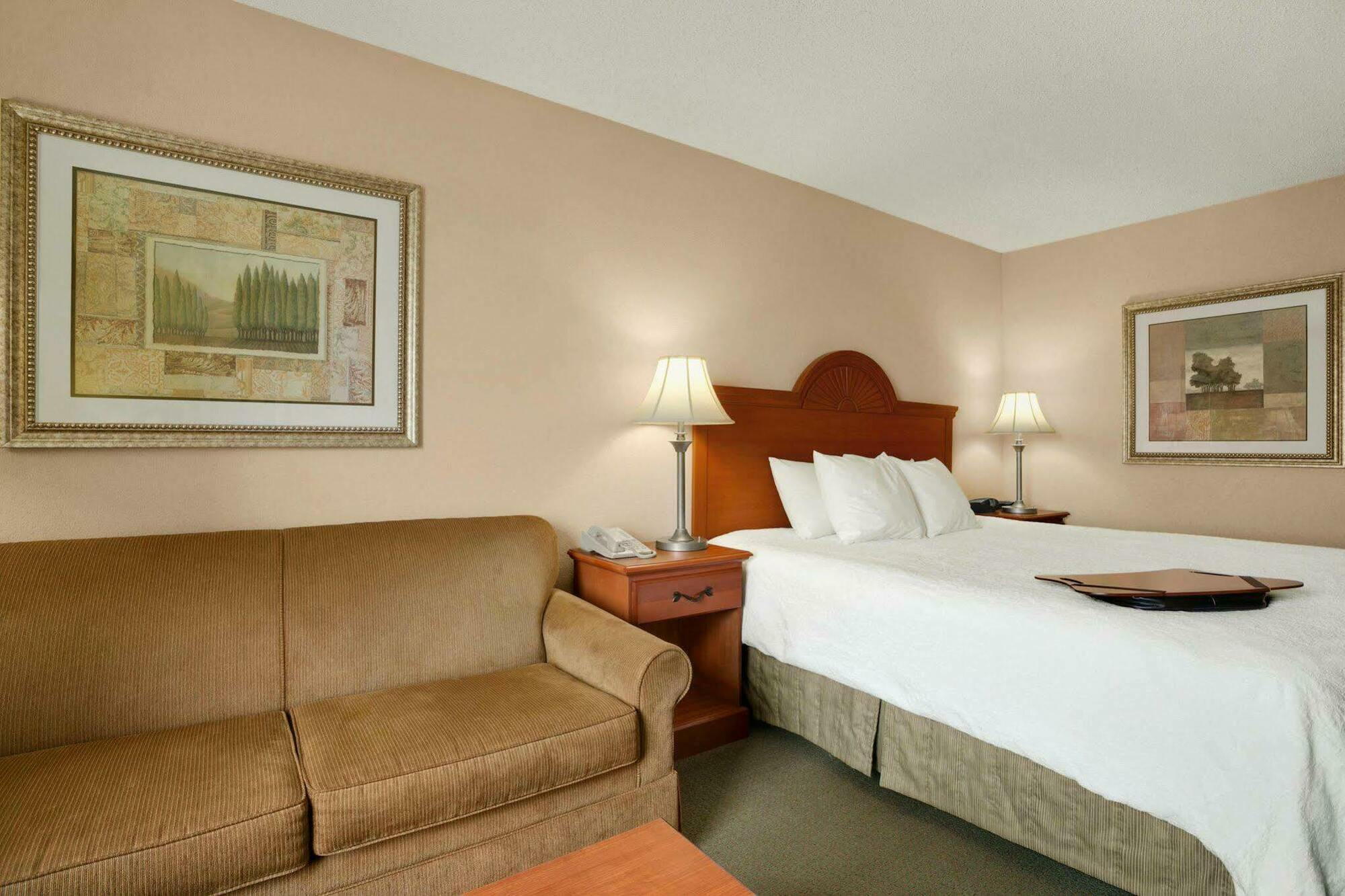 Hampton Inn Heath Esterno foto