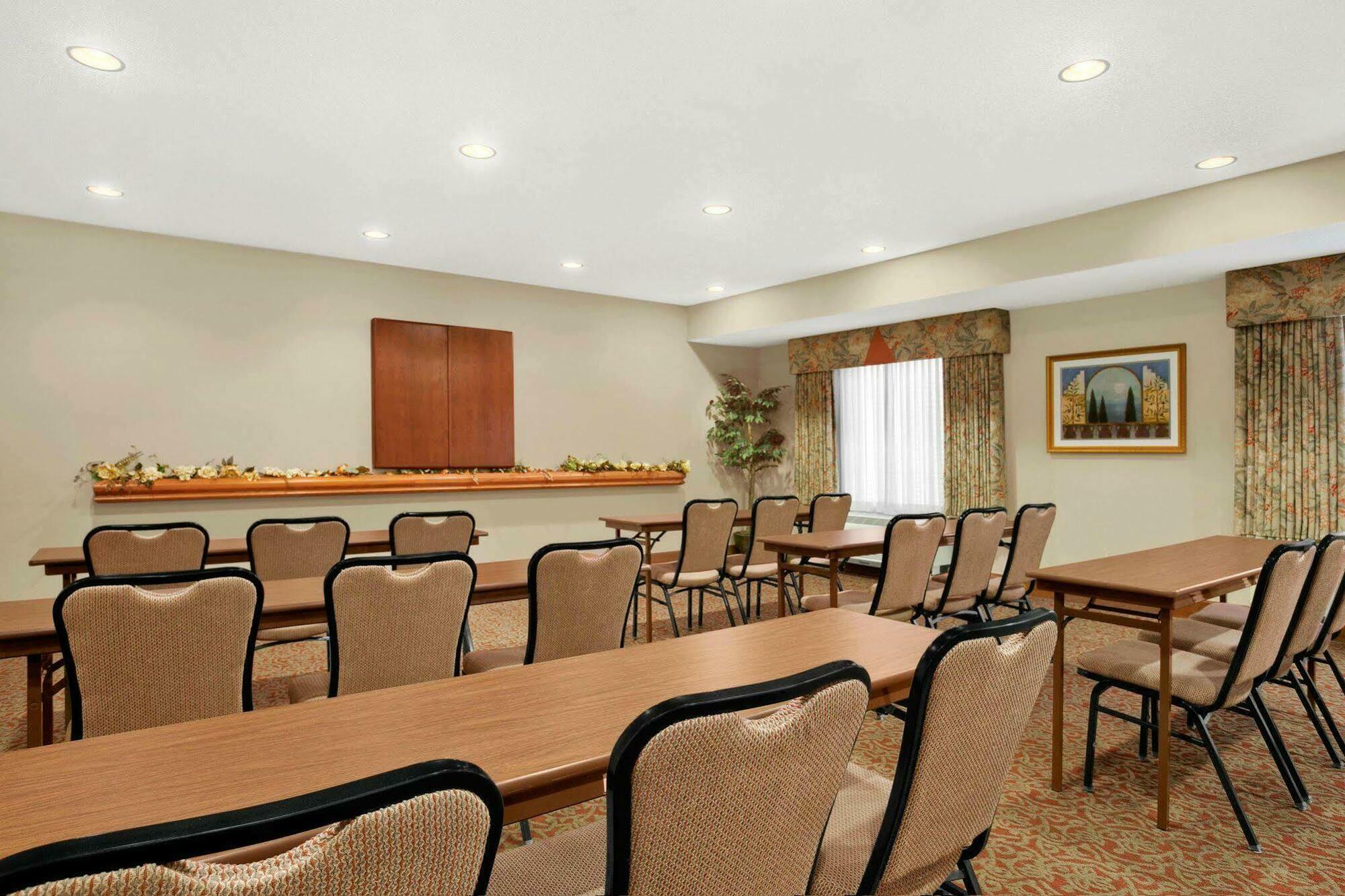 Hampton Inn Heath Esterno foto